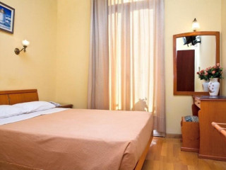 Cecil Hotel