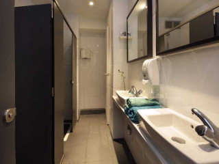 Gracia City Hostel