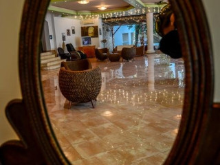 HOTEL MAJESTIC JUPITER