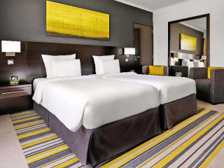 Pullman Dubai Creek City Centre Hotel amp; Residences