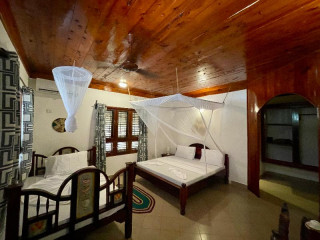 Mambo Ocean Resort