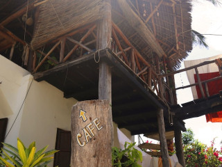 Mango Beach House