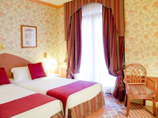 Hotel Milano Regency