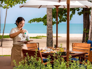 Outrigger Khao Lak Beach Resort