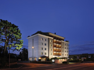 4H VILLAS