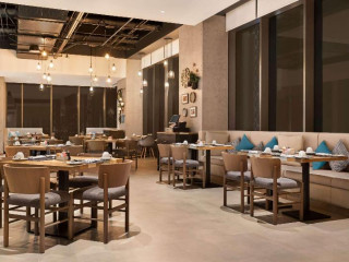 Mercure Dubai Gold District