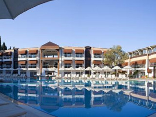 RISA HOTEL