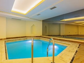 LAUSOS PALACE HOTEL