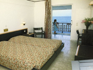 HOTEL EURO HOTELS INTERNATIONAL AVERESCU (ARCUL DE TRIUMF)