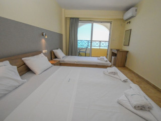 NEFELI BEACH HOTEL