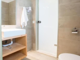 JOHANNES BOUTIQUE APARTMENTSamp;SUITES