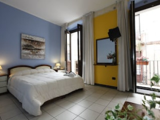 ARCOBALENO ROOMS