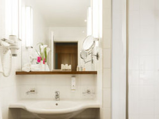 AMERON HOTEL ABION SPREEBOGEN BERLIN