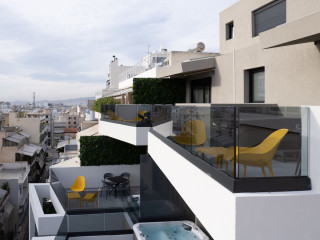 LUXamp;EASY Athens Metro Suites