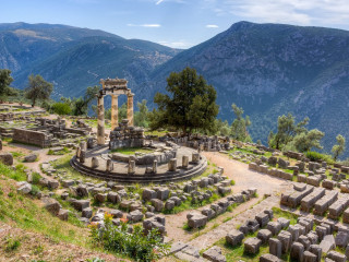 V Hotel Delphi