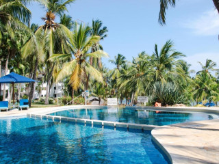 Prideinn Flamingo Beach Resort