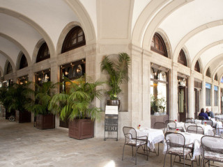 DO Plaa Reial