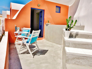 Chroma Suites Santorini