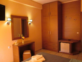 Lito Hotel