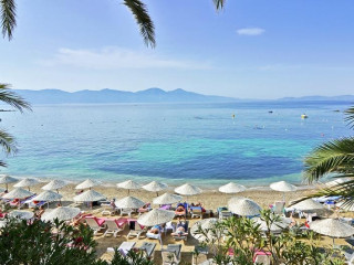 GRAND BLUE SKY