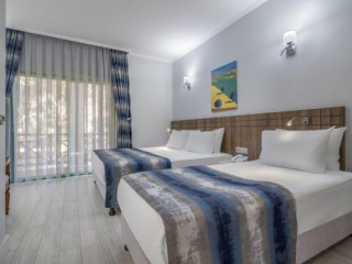 GREEN MAX HOTEL