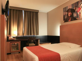 Bamp;B HOTEL Milano Cologno Studios