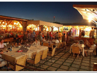 HOTEL PHOENICIA HOLIDAY RESORT