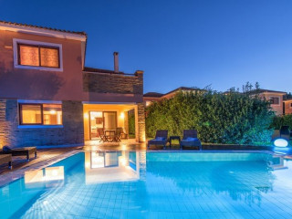 St. John Villas  Spa