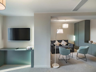 Millennium Hub Hotel