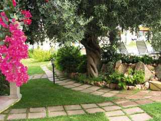 FLAT WITH COMMUNAL POOL IN THE RESIDENCE BADUS IN BADUS