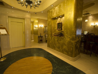 HOTEL OPERA BY ZEUS INTERNATIONAL