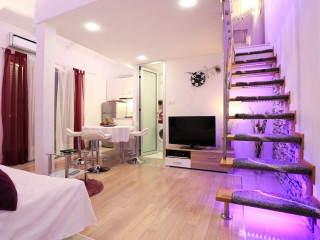 APARTMENTS ELLA