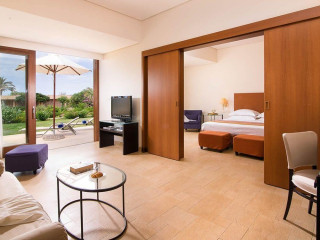 Kernos Beach Hotel