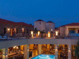 Varos Village Boutique Hotel