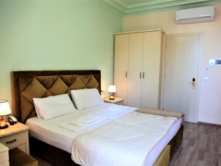 HOTEL VELIERA