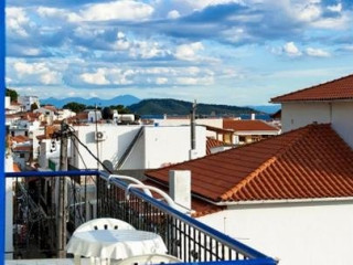 Syraina Apartments