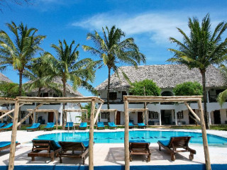 Nest Style Beach Zanzibar
