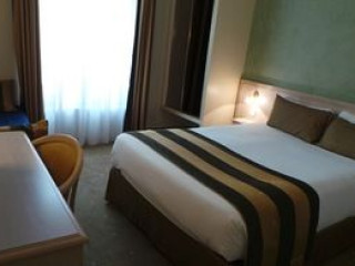 CHAMPERRET ELYSEES