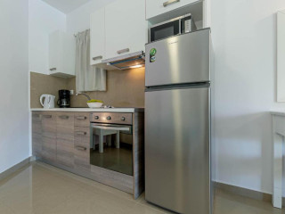 Palapart Gikas Studios and Suites