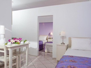 Primavera Beach Studios amp; Apartments