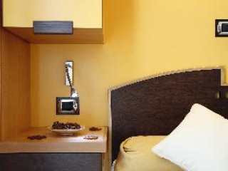 SEVENHOSTEL