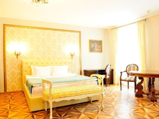 Safrano Palace..