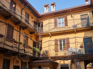 MILAN RETREATS NAVIGLI