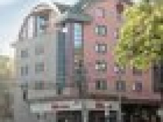 IBIS BUDAPEST HEROES SQUARE