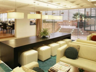 La Suite Dubai Hotel amp; Apartments