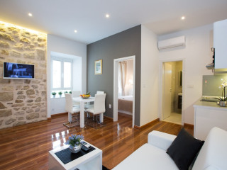 APARTMENTS amp; STUDIOS SCALINI