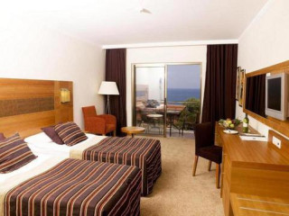2D RESORT and SPA