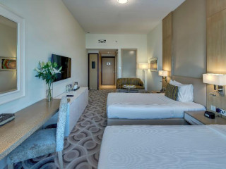 Metropolitan Hotel Dubai