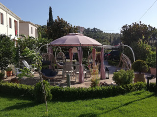 Delphin Rooms Sivota