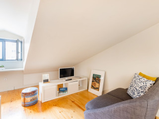 OPORTO LOFT WITH MEZZANINE
